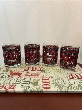 Houze Set of 4 Holiday Red Stained-Glass Pattern Glasses / Cups Gold Rim Vintage